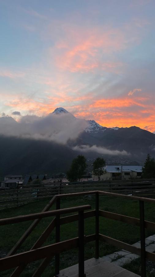 Aura Cottages Kasbegi Buitenkant foto