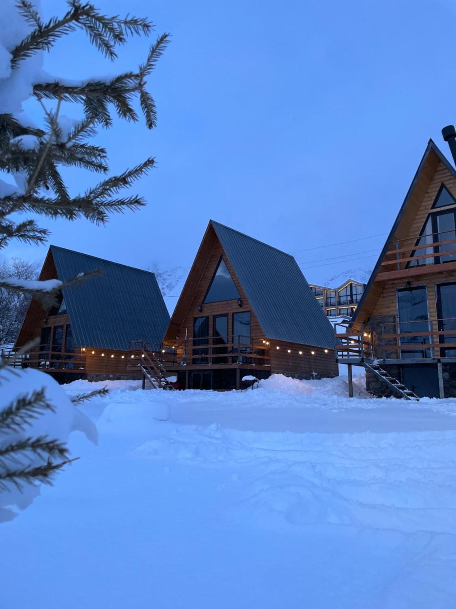Aura Cottages Kasbegi Buitenkant foto