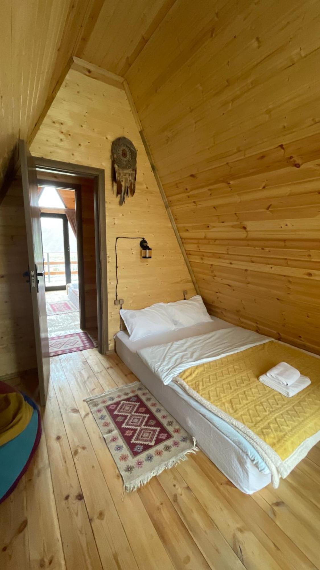 Aura Cottages Kasbegi Buitenkant foto