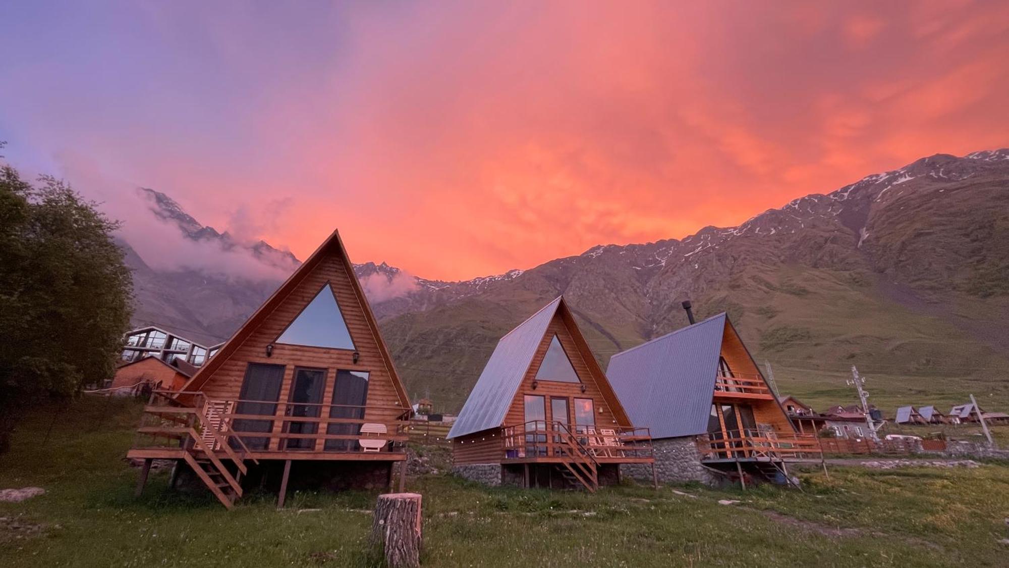 Aura Cottages Kasbegi Buitenkant foto