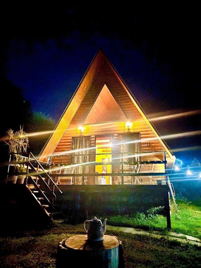 Aura Cottages Kasbegi Buitenkant foto